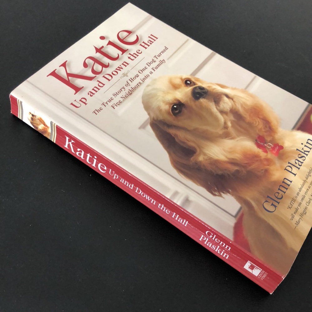 Katie up and down the Hall: The True Story of How One Dog Turned Five Neighbors - Picture 5 of 11